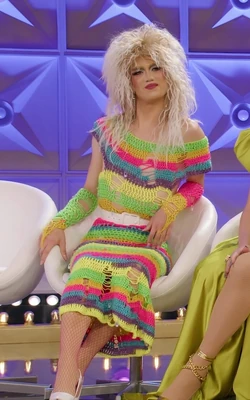 LeilaYarnReunionLook