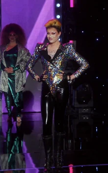 DayaBettyAS10E9LipSyncLook