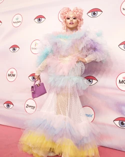 AuroraWondersLMD5GuestLook