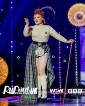Queen of Your Hometown Look – The Scottish Highlands and Islands