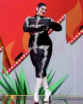 GvajardoSLM1EP4LipSyncLook.jpg (199 kB) Look del lip sync del episodio 4