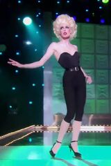 Madonna: The Unauthorized Rusical Look – Unapologetic Madonna