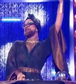 LaVeuveTalentShowLook