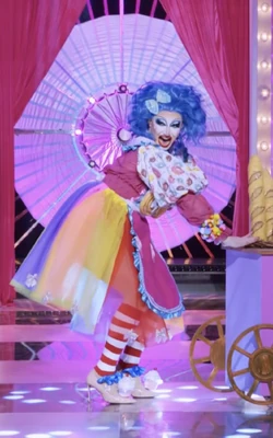 DeDeLiciousRusicalLook