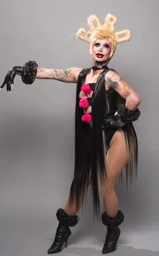 ScarlettHairLook