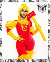 Look no emitido de 'La Más Chespirito' – El Chapulín Colorado