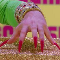 Snatch Game Look – Mano Drag