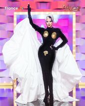 Episode 5 Look