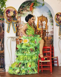 PinkChadoraMartirioLook