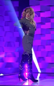 VanityVainHometownQueenLook