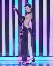 International Queen of Mystery Look