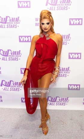 ValentinaAS4PremiereLook