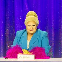 Snatch Summit Look – Kim Woodburn