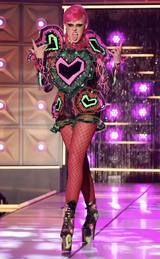 Heart On Look