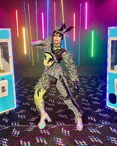 AlyssaHunterRuVealLook