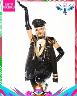ElektraVandergeldRevolutionLook