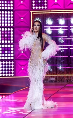 PlaneJaneNightOf1000ChersLook