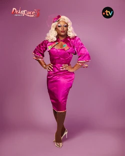 AfroditeAmourEntranceLook