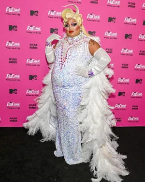 MalaysiaBabydollFoxxS15PremiereLook