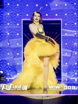 Look de 'Queen of Your Hometown' – South Shields