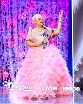 Look de 'Ang Gown-Da: Ballgown Extravaganza'