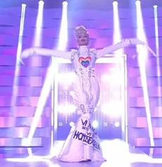 AdmiraThunderpussyDramaQueenLook
