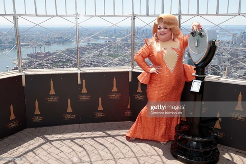 GingerAS6PressWeekLook