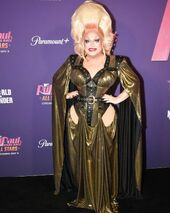 Premiere Party Look