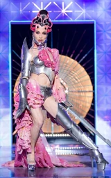 Look de 'Lady Prince Charming'