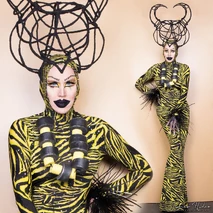 Look no emitido de 'Club Kid Couture'