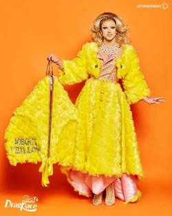 MeguiYeillowBestDragLook