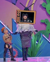 La Más A Color Look