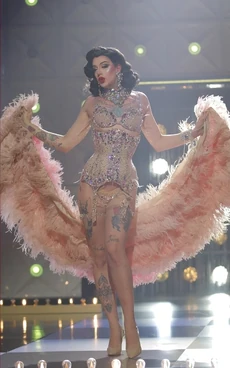 ElecktraBionicDivaLook2