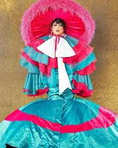 GvajardoSLM1LoteríaLook.jpg (516 kB) Look de 'La Más Suertuda' – La Dama