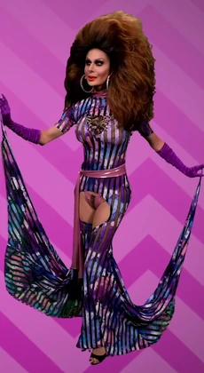 TrinityTaylorEP7Look