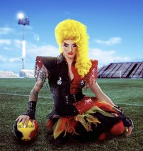 Unaired Football Mini Challenge Look