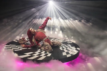 PerlaGoOffQueenRumixLook