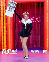 SuzieTootEntranceLook.jpg (171 KB) Entrance Look