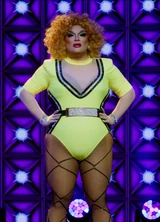 Look del "Lipsync Lalaparuza Smackdown"