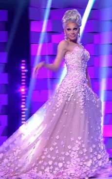 AdmiraThunderpussyHometownQueenLook
