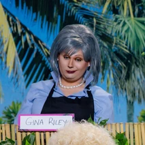 Look del Snatch Game — Gina Riley