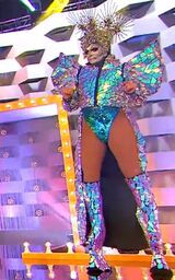 "Divas" Performance Look