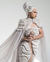 Unaired Arctic Foxy Lady Look