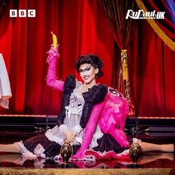 KyranThraxTalentShowLook