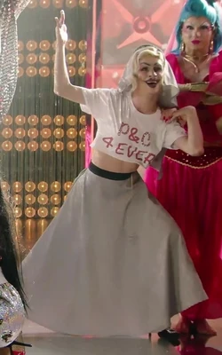 LightningAuroraRusicalLook2