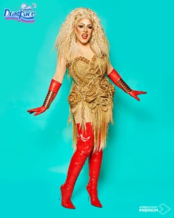 VaniaVainillaWigLook