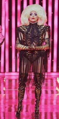 AlyssaEdwardsGAS1E12LipsyncLook