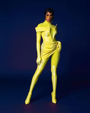 RobinFierceS15InterviewLook