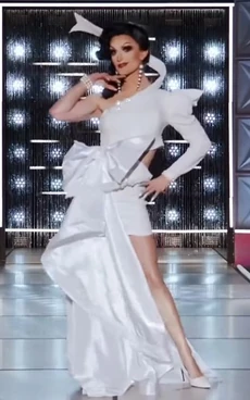 LadyCamdenEveningWearLook