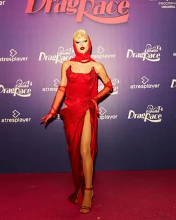 SagittariaDRES4RedCarpetLook